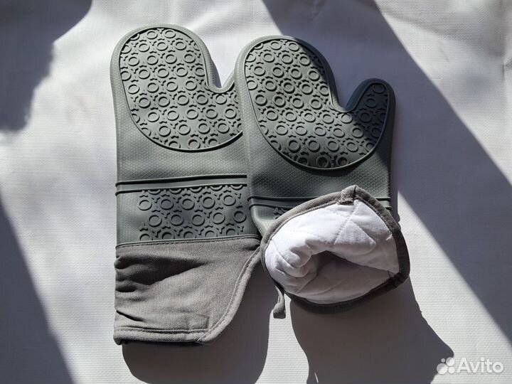 Прихватки кухонные и подставка под горячее