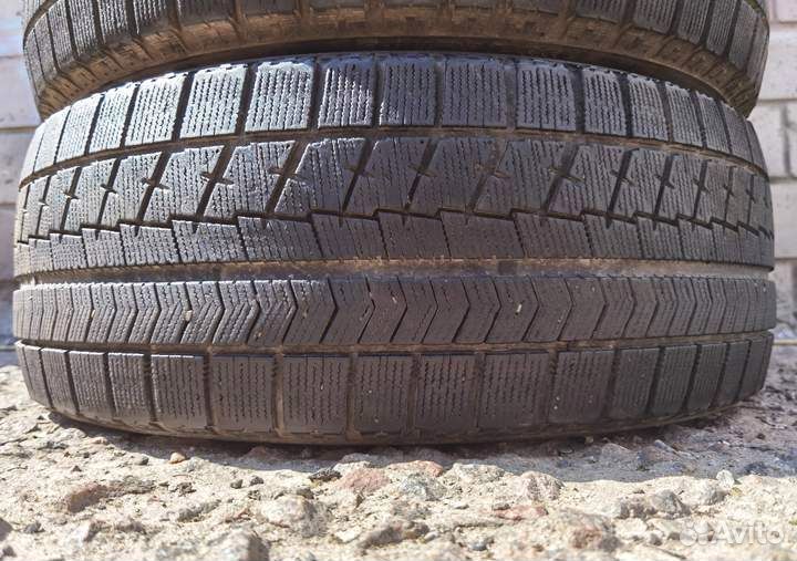 Bridgestone Blizzak VRX 215/55 R17 97V