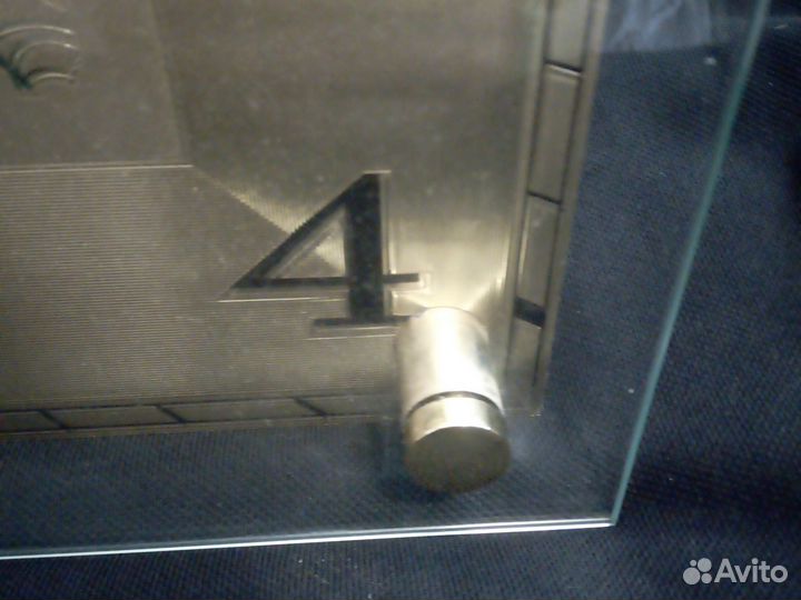 Декоративное панно часы Quartz 2000года