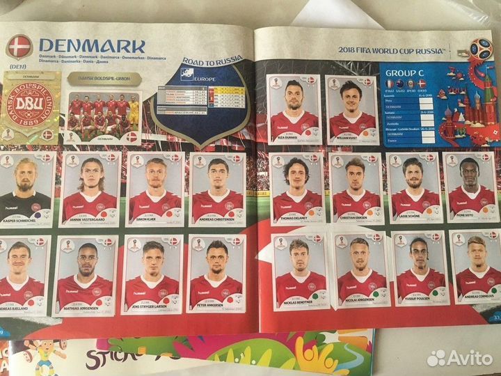 Альбомы для наклеек panini