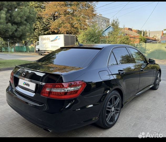 Mercedes-Benz E-класс 1.8 AT, 2011, 300 000 км