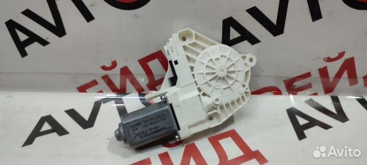 Мотор стеклоподъемника передний правый Audi A5 8T