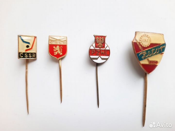 Значки хоккей футбол до 1994 года