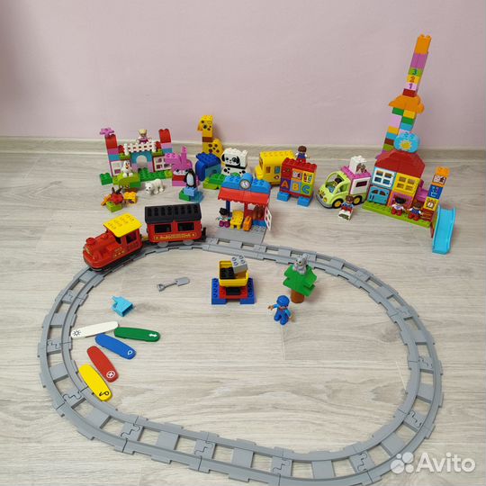 Lego duplo поезд + 6 игровых наборов + доп.кубики