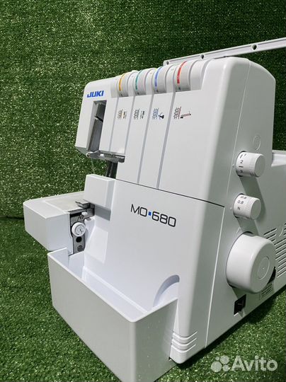 Оверлок juki 680
