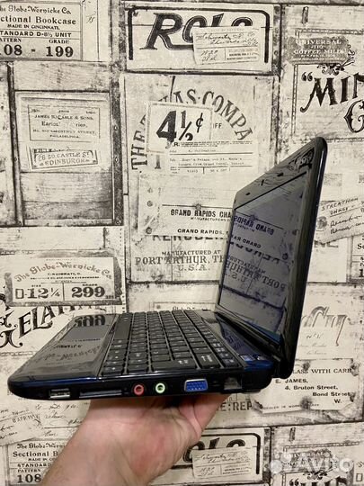 Нетбук MSI U135DX /как Новый