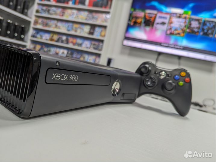 XBox 360 Slim прошитый + много игр