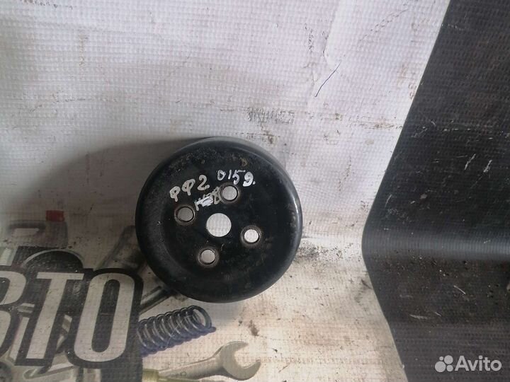 Крышка помпы Ford Focus 2