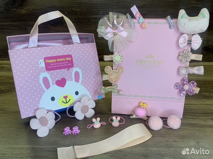 Набор заколок и резинок для девочки