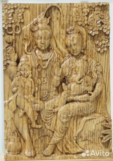 49 Шива, Парвати, Ганеша и Картикея. Резьба