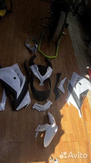 Пластик Yamaha R1 2007 Kawasaki 300 2015 оптика