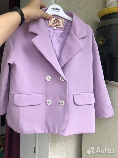 Пиджак с юбкой