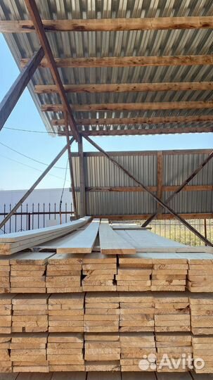 Лес, брус, доска, пиломатериал