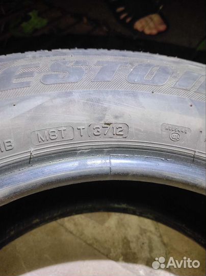 Bridgestone Dueler H/P 215/65 R16