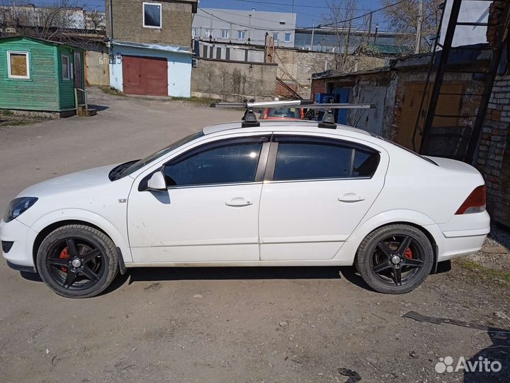 Рейлинги с креплениями для велосипедов на Опель