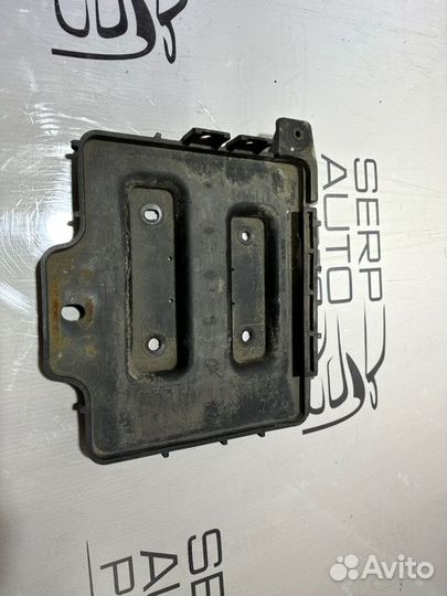 Площадка акб Kia Rio 2 JB G4EE 2011