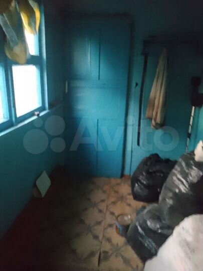 Дом 28 м² на участке 4 сот.