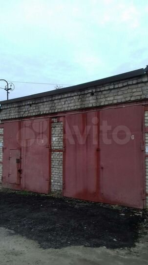 Гараж, > 30 м²