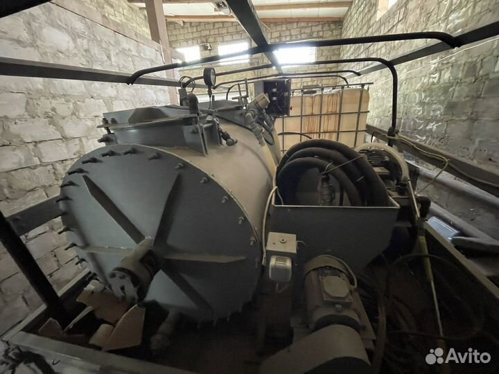 Прицеп с многофункциональной станцией