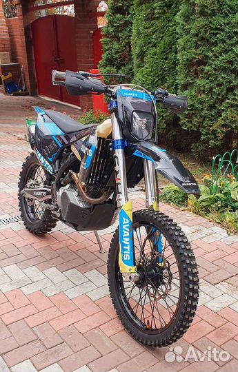Avantis 250