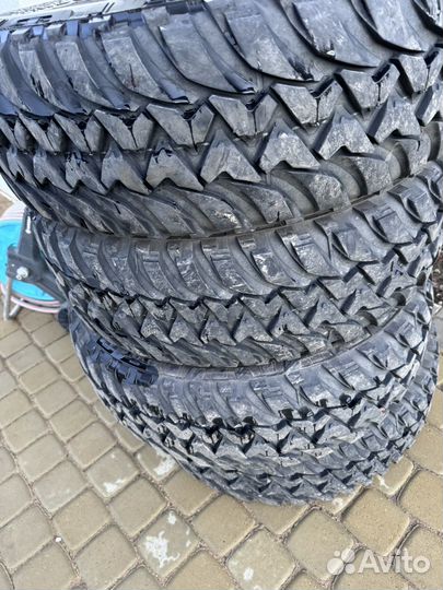 Bridgestone Dueler M/T 674 245/70 R17