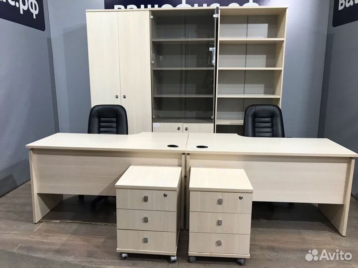 Кабинет офисной мебели Vasanta