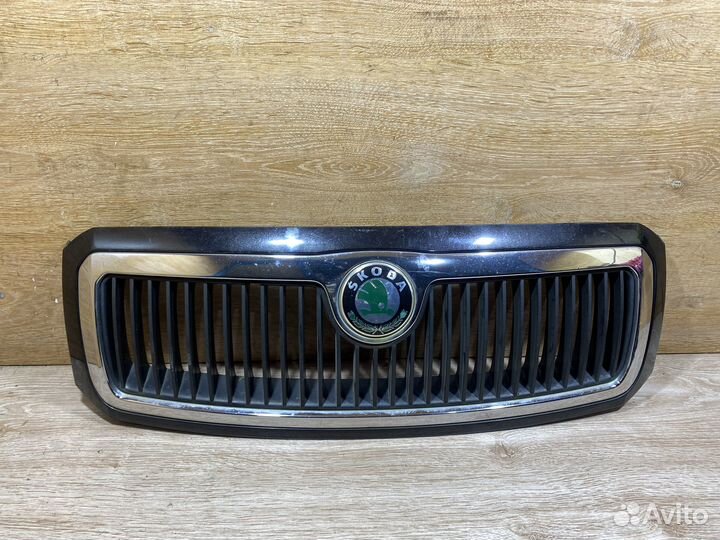 Решетка радиатора Skoda Fabia дорест 130424