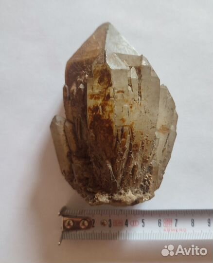 Кристалл кварца