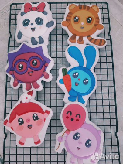 Пряники герои, Пряники на заказ, топпер на торт