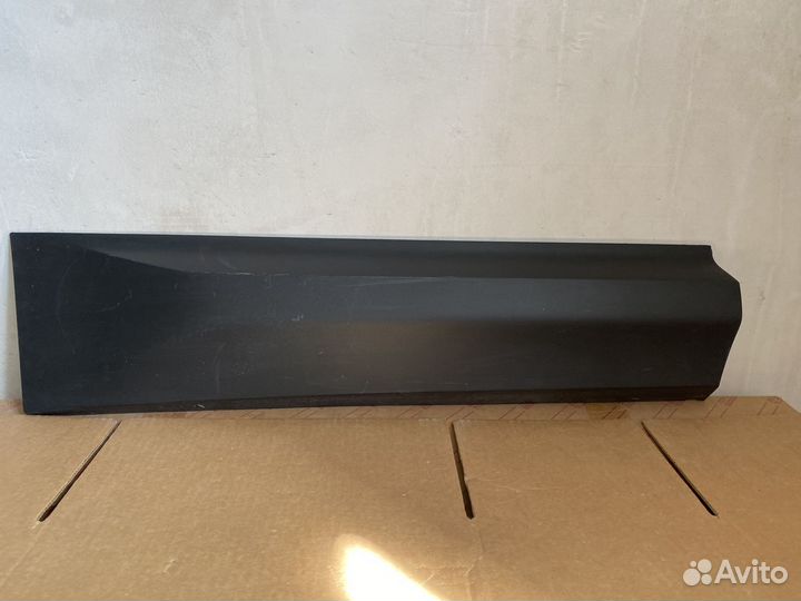 Накладка задней правой двери skoda kodiaq