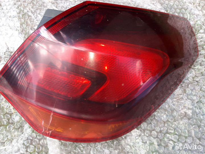Фара задняя на opel astra j