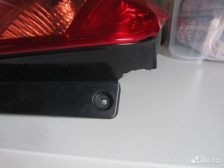 Фонарь задний правый сузуки сх4
