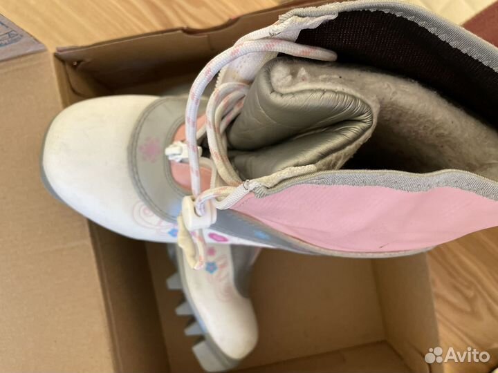 Ботинки лыжные детские