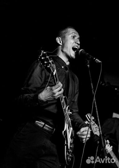 Гитарист-вокалист, певец на мероприятие