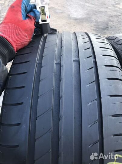 Sava Intensa UHP 235/40 R18