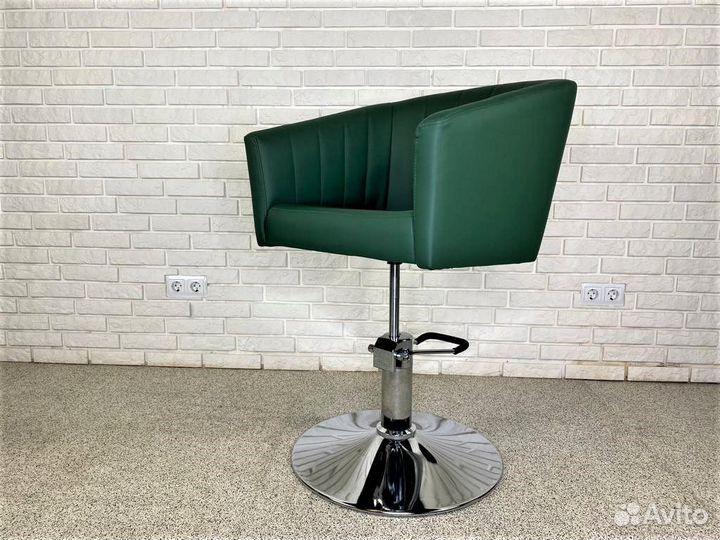Парикмахерское кресло Vegas green DL-2748