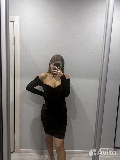 Платье черное