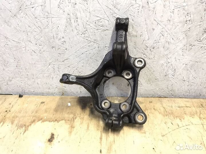 Кулак передний левый мазда сх5 mazda cx5 KD