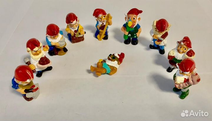 Игрушки из киндер сюрприза 90х