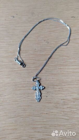 Серебреная цепочка женская с крестиком