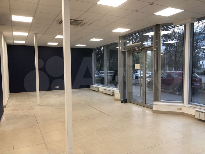 Магазин, офис, 227.8 м²