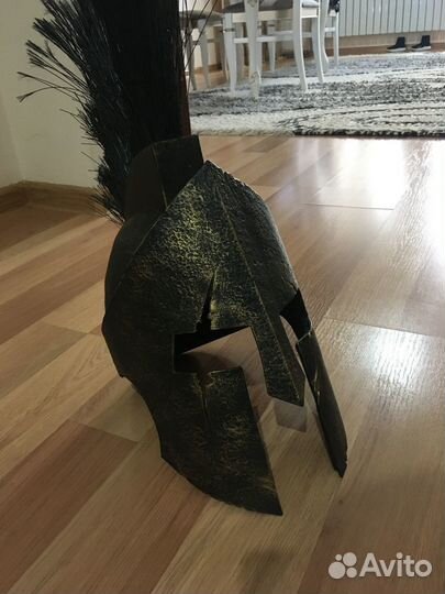 Спартанский шлем