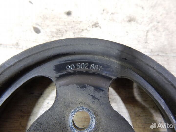 Шкив помпы Opel Zafira A