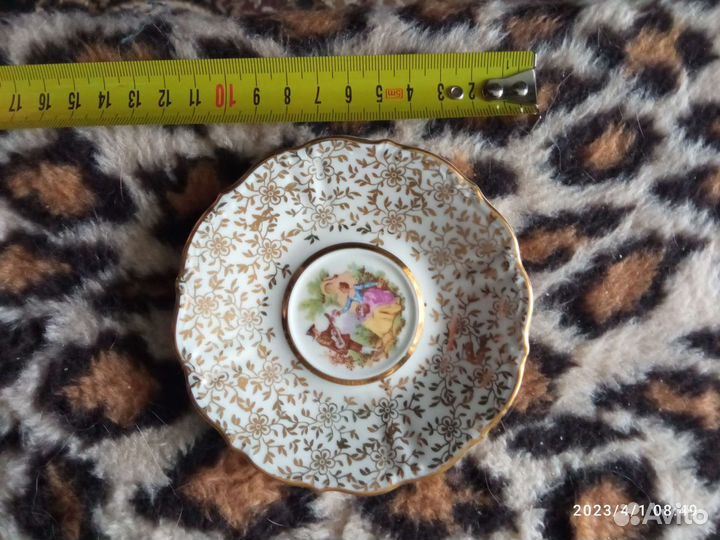 Старинное блюдце