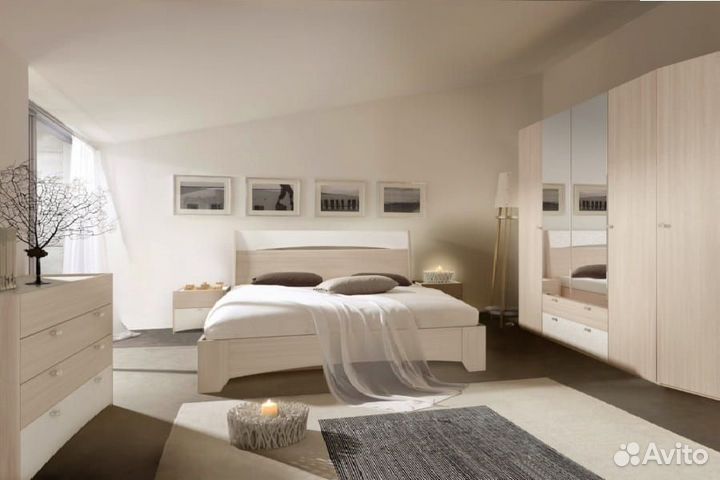 Спальный гарнитур Эмилия