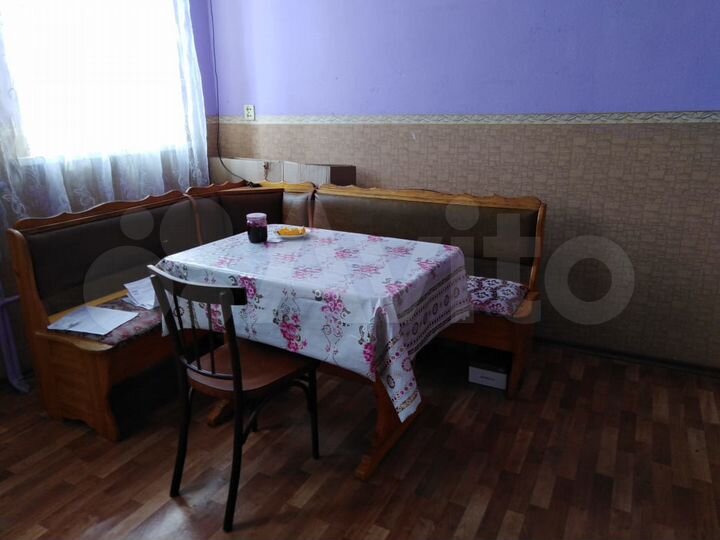 Комната 79 м² в 4-к., 2/2 эт.