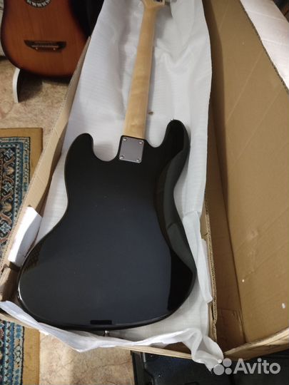 Новая бас гитара Irin / обмен