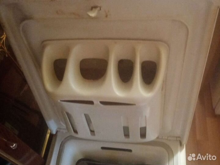 Стиральная машина с вертикальной загрузкой