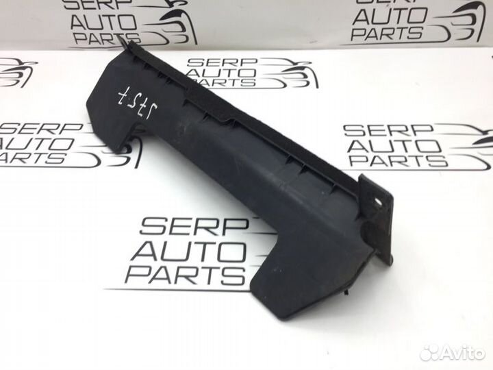 Дефлектор радиатора правый Kia Ceed JD D4FB 2012