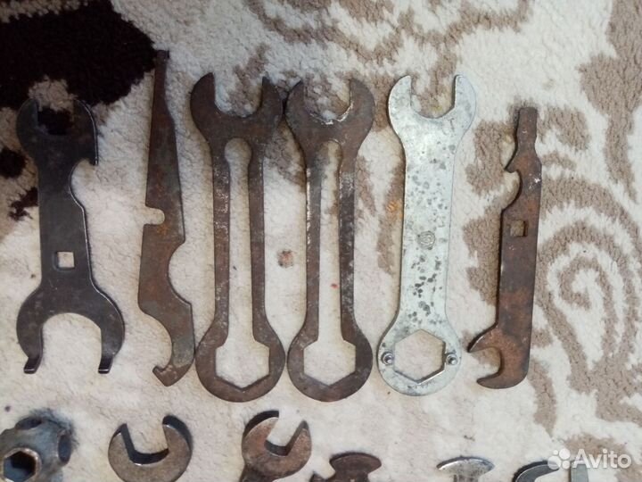 Старинные ключи